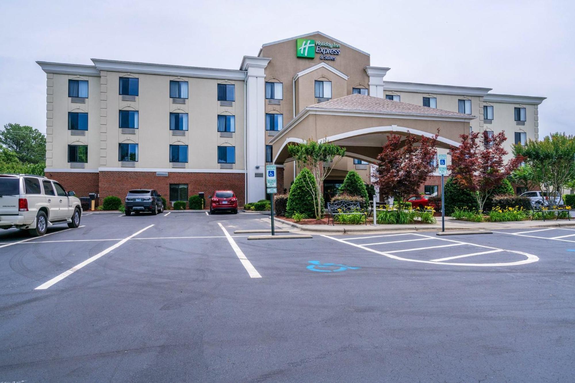 Hotel Express & By Ihg