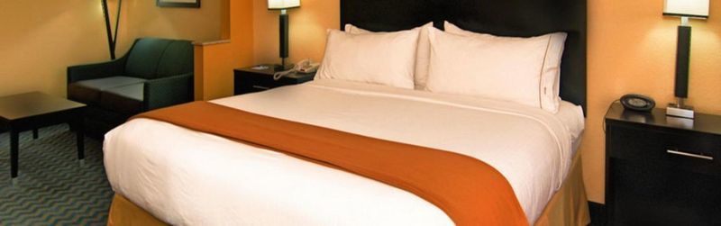 Hotel Express & By Ihg